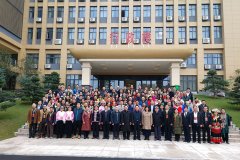 熱烈慶祝，12月15日，強壽集團董事長李浪輝因壯醫(yī)藥研究治療領(lǐng)域取得的成績